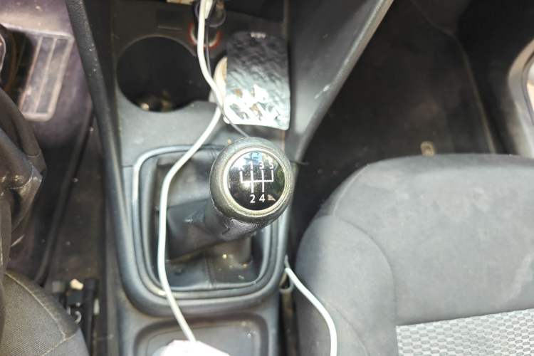 Used Volkswagen Polo 2011 1.4L Manual ZhiLe Edition Gear Lever