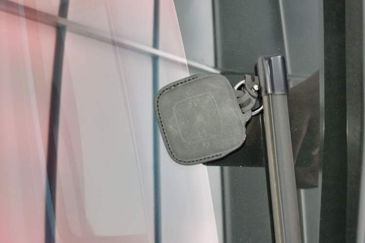 Used Zeekr 009 2024 7-Seater Walk-Through Version Four-Wheel Drive 108 kWh
