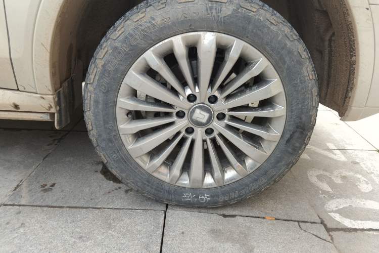 Used Tank 500 New Energy 2023 Hi4-T Right Front Wheel Hub