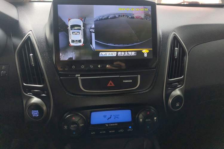 Used Hyundai ix35 2015 2.0L Automatic 2WD Smart Type China IV
