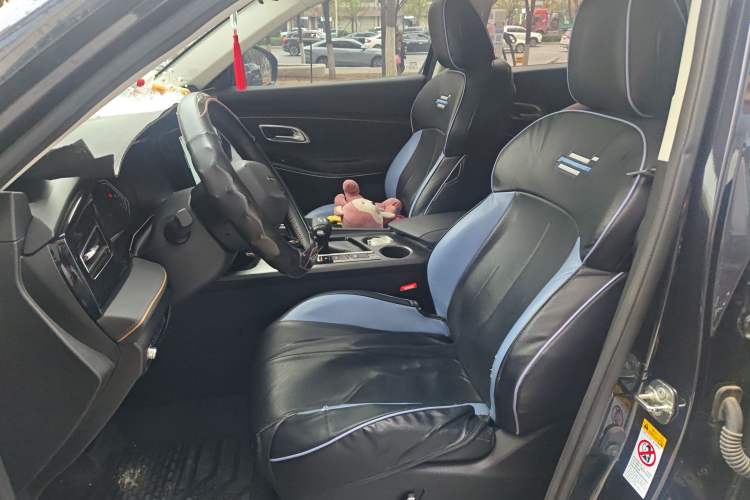 Used CHANGAN OSHAN X7 PLUS 2023 Enjoy Edition 1.5T Automatic Prestige 7-Seater
