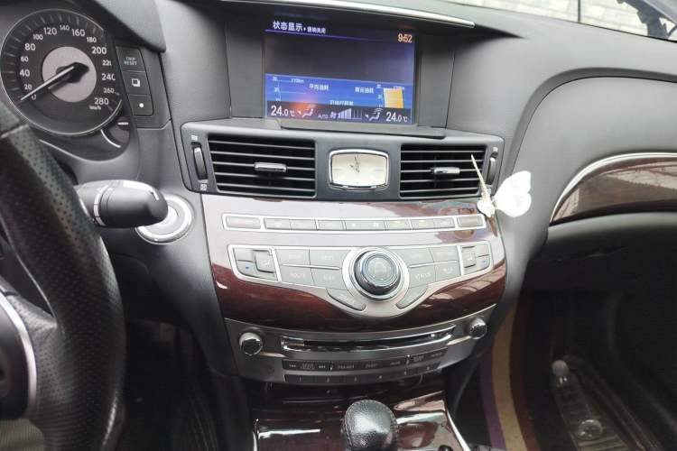 Used Infiniti Q70 2015 Q70L 2.5L Enjoyment Edition