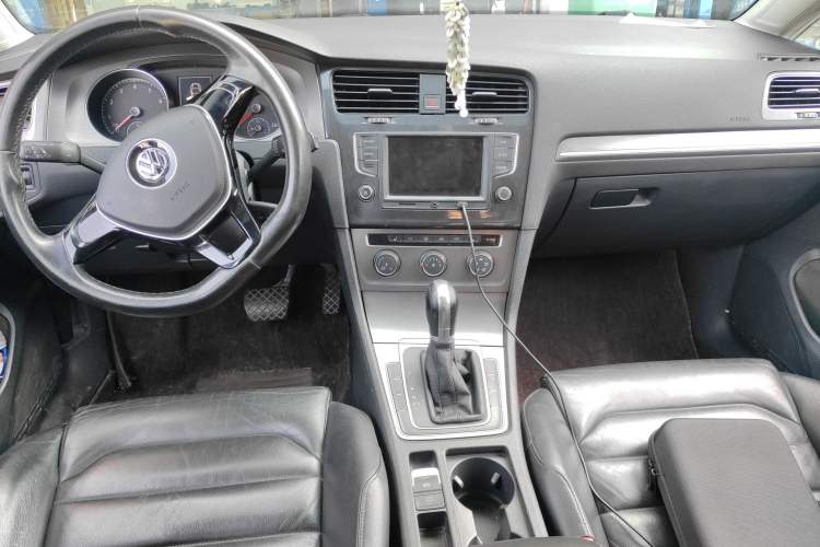 Used Volkswagen Golf 2016 1.6L Automatic Comfort Model