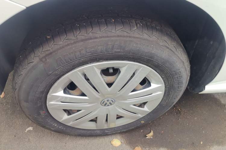 Used Volkswagen Polo 2018 1.5L Manual Drive-Comfort Model Right Rear Wheel Hub