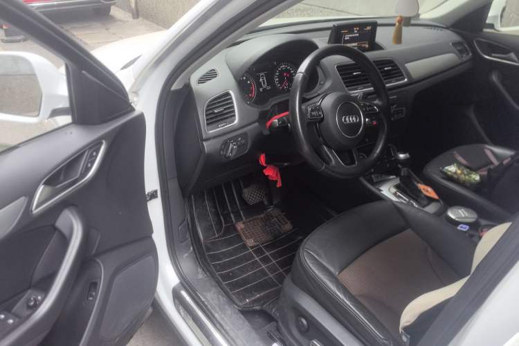 Used Audi Q3 2016 30 TFSI Fashion Model