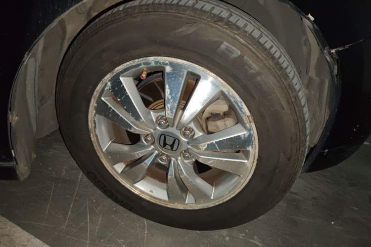 Used Honda Accord 2010 2.4L LX Right Front Wheel Hub