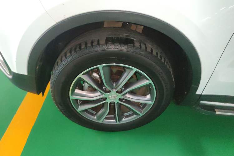 Used Geely Auto Emgrand X7 Sport 2018 2.0L Manual Two-Wheel Drive Zhiya Version Exterior 4