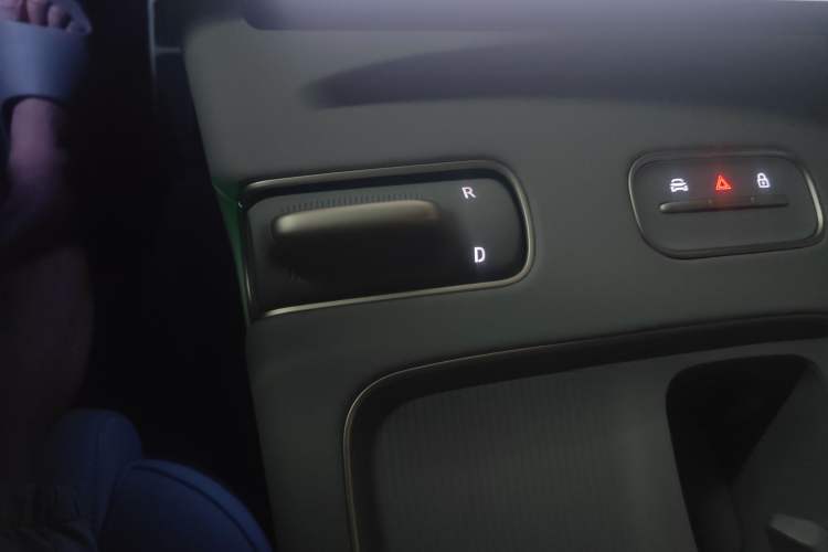 Used Nio ES8 2024 75 kWh Executive Edition
