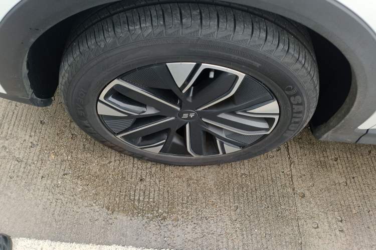 Used JETOUR Shanhai L7 2024 1.5T 120km MAX 5-Seater