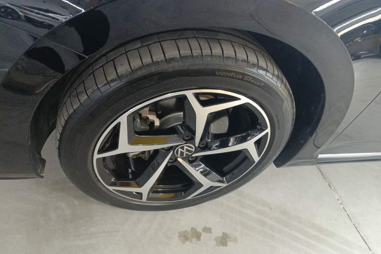 Used Volkswagen Passat 2025 Outstanding Model 380TSI Starry Dragon Edition
