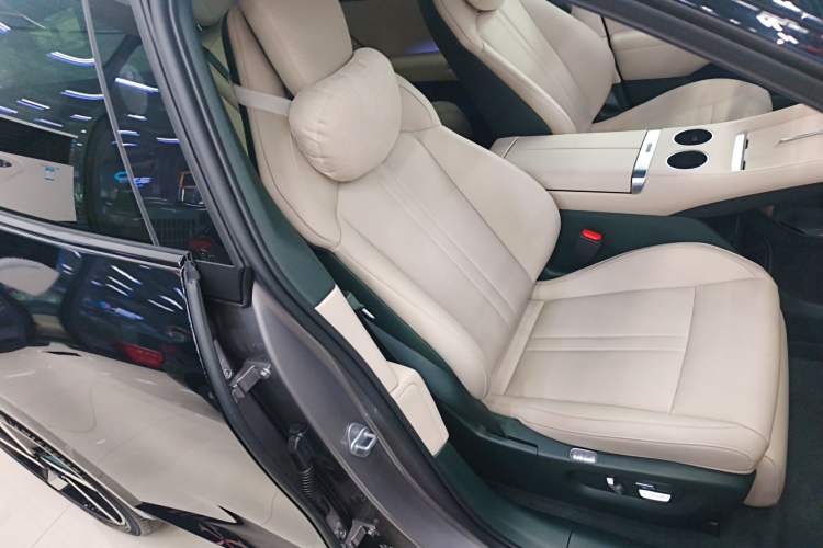 Used Xiaomi Auto YU7 2025 Ultra-Long Range All-Wheel Drive Pro Version