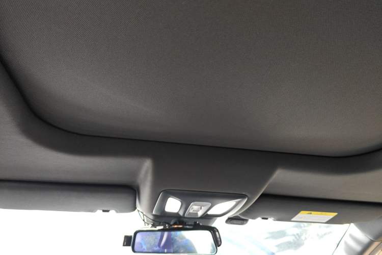 Used CHANGAN OSHAN X5 PLUS 2023 Revised Version 1.5T DCT Navigation Edition
