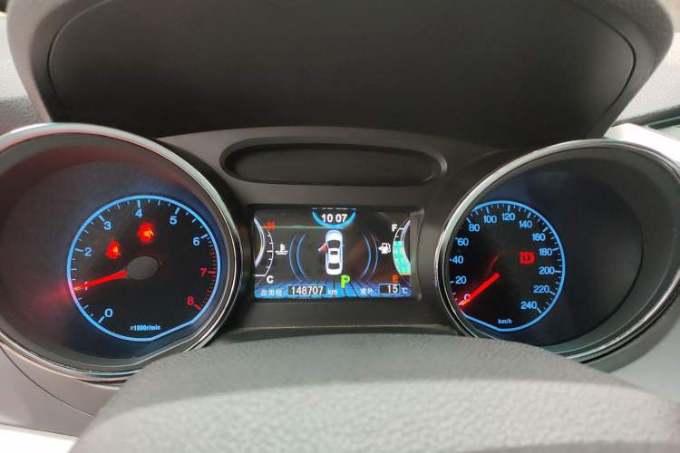 Used BYD G5 2014 1.5TID Automatic Prestige Model