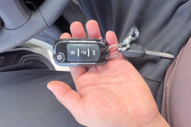 Used GAC Trumpchi GS4 2017 200T Manual Two-Wheel Drive Elite Edition Vehicle Key