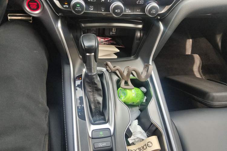 Used Honda Accord 2022 260TURBO Phantom Night · Prestige Edition Gear Lever