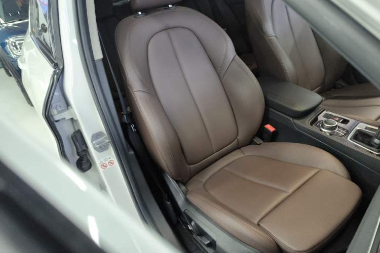 Used BMW 1 Series 2019 120i Leading Model M Sport Package
