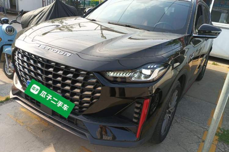 Used JETOUR X70 PRO 2023 1.5T DCT Comfort Edition 5 Seats