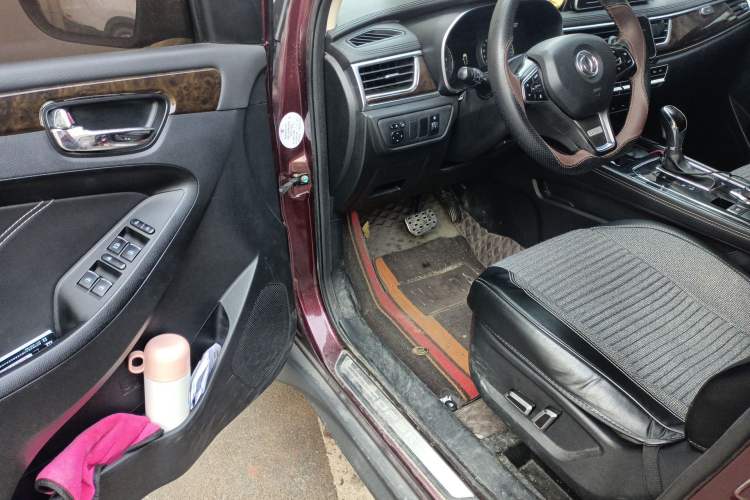 Used Dongfeng Fengon 580 2017 1.5T CVT Smart Style Model Driver Seat