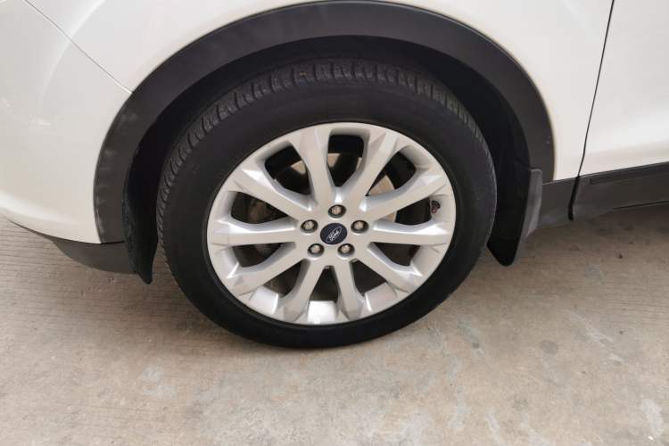 Used Ford Kuga 2015 1.5L GTDi Two-Wheel-Drive Comfort Model