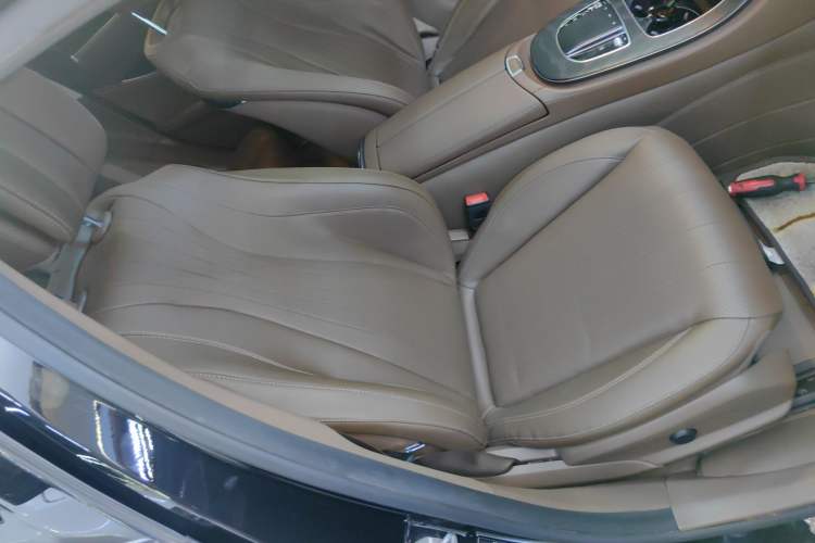 Used Mercedes-Benz E-Class 2021 E 300 L Stylish Model