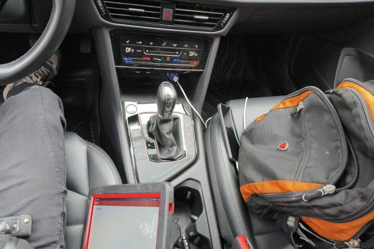 Used Volkswagen Tharu 2021 280TSI Two-Wheel-Drive Luxury Edition Gear Lever