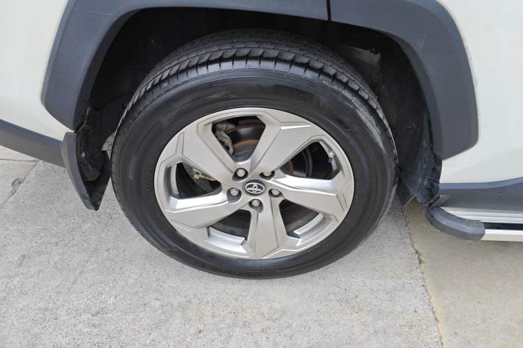 Used Toyota RAV4 2020 2.0L CVT 4x4 Style PLUS Edition
