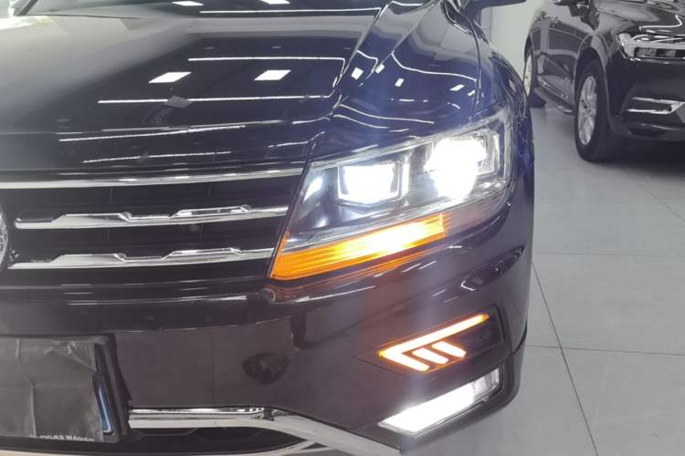 Used Volkswagen Tiguan L 2021 330TSI Automatic Two-Wheel Drive Comfort Edition
