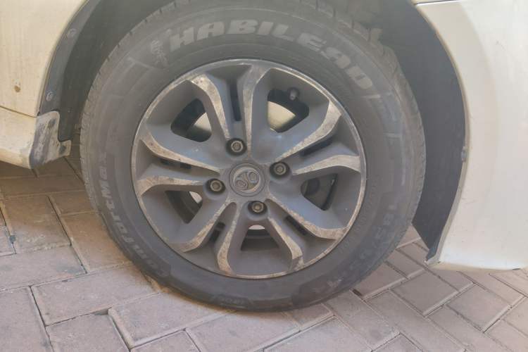 Used BAIC New Energy EV 2016 EV160 Light Edition Right Front Wheel Hub