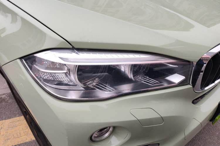 Used BMW X6 2015 xDrive28i Right Front Headlight