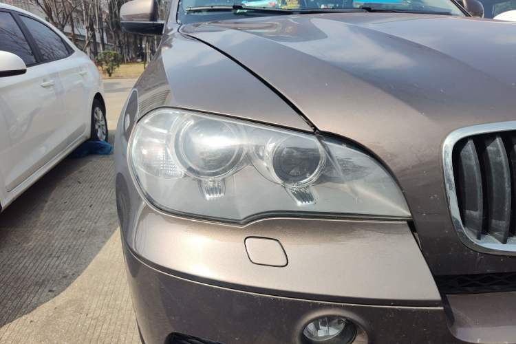 Used BMW X5 2013 xDrive35i Luxury Model
