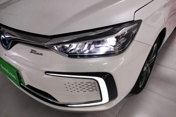 Used BAIC Beijing EU5 2018 R500 Smart Wind Edition