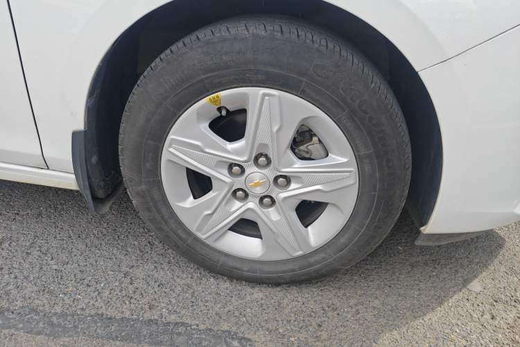 Used Chevrolet Cavalier 2018 320 Automatic Enjoyment Sunroof Edition