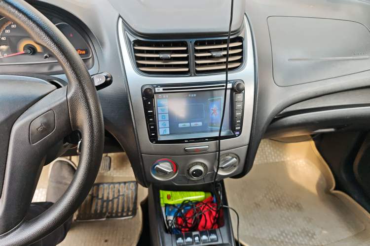 Used Chevrolet Sail 2013 Sedan 1.2L Manual Fashionable Happiness Edition