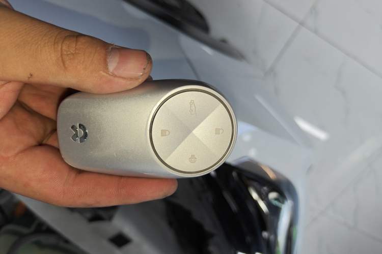 Used Nio ES6 2022 75 kWh Sport Edition Interior 1