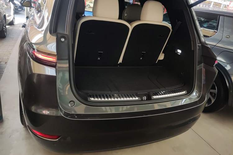 Used Li Auto L9 2023 Pro Model