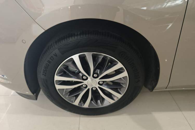 Used Buick GL8 2022 ES Landtrek 653T Luxury Edition
