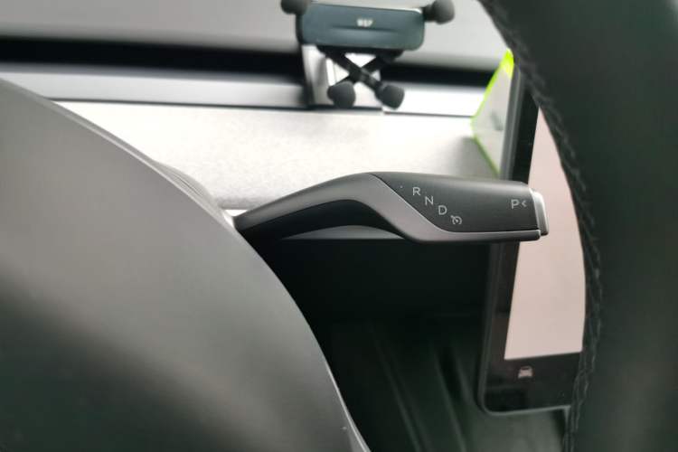 Used Tesla Model Y 2024 Rear-Wheel-Drive Version Gear Lever