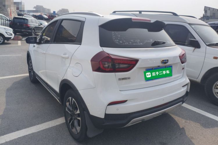 Used Geely Auto Vision X3 2019 Upgraded Model 1.5L Manual Elite Version
