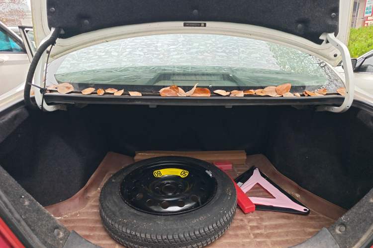 Used BYD Surui 2015 Revised Version 1.5L Manual Luxury Edition
