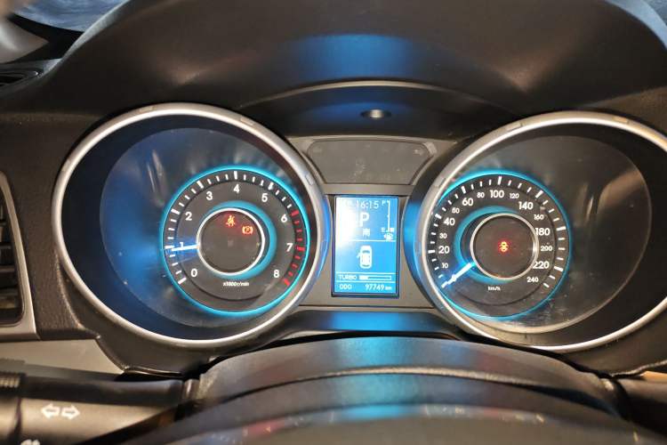 Used BAIC Senova X65 2015 2.0T Automatic Elite Model