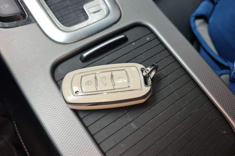 Used Geely Auto Emgrand GL 2018 1.4T DCT Elite Smart Connectivity Version Vehicle Key