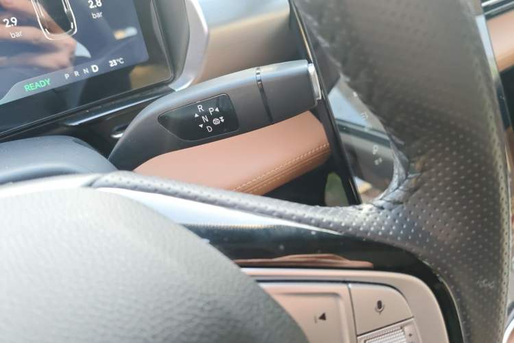 Used XPeng P5 2024 500 Plus Edition Gear Lever