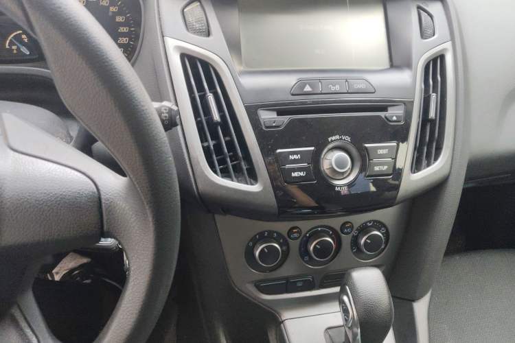 Used Ford Focus 2012 Hatchback 1.6L Automatic Comfort Model
