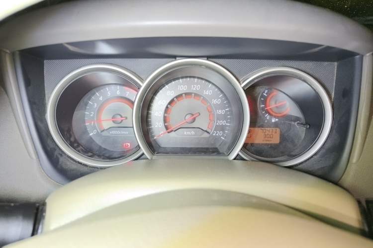Used Nissan Sylphy 2012 Classic 1.6XE Automatic Comfort Edition Instrument Cluster