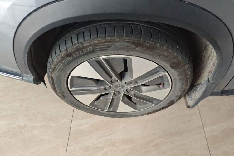 Used XPeng G3 2021 G3i 460N Left Front Wheel Hub