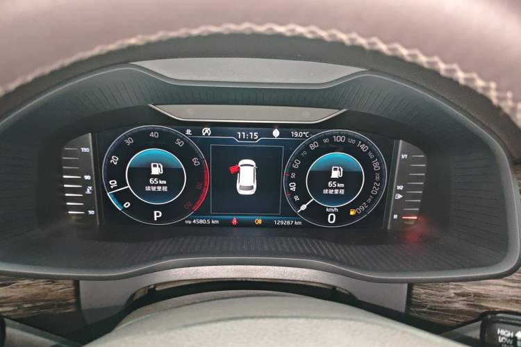 Used Skoda Kodiaq 2019 Facelifted TSI330 7-Seater Two-Wheel-Drive Luxury Enjoyment Edition China VI Standard Instrument Cluster