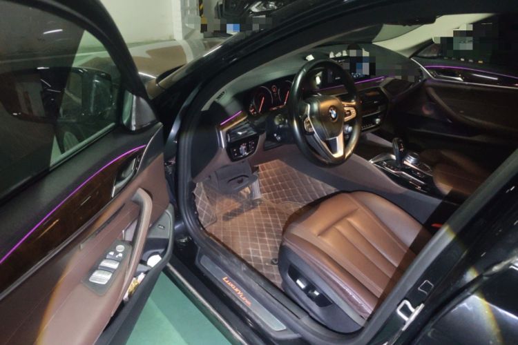 Used BMW 5 Series 2018 525Li Luxury Package Driver Seat