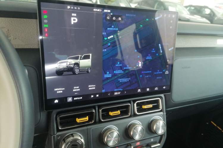 Used iCAR V23 2025 501 Four-Wheel Drive Advanced Version Audio And AC Panel