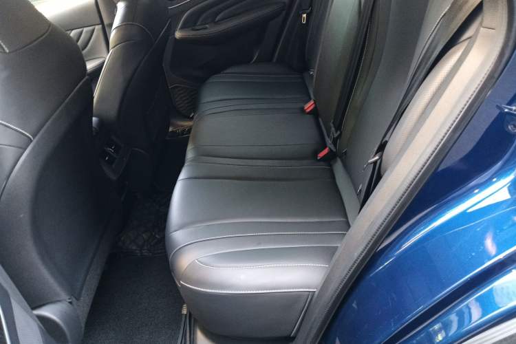 Used Venucia V 2023 260T Idol Edition Pro