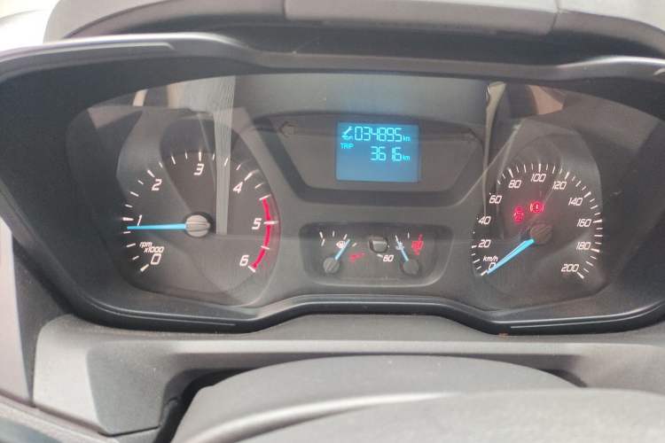 Used Ford Transit 2017 2.0T Diesel Multi-Function Commercial Vehicle Mid-Drive Mid-Roof China V Standard